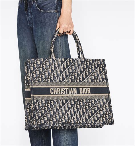 christian dior tote bag white and gold|christian dior tote bag copy.